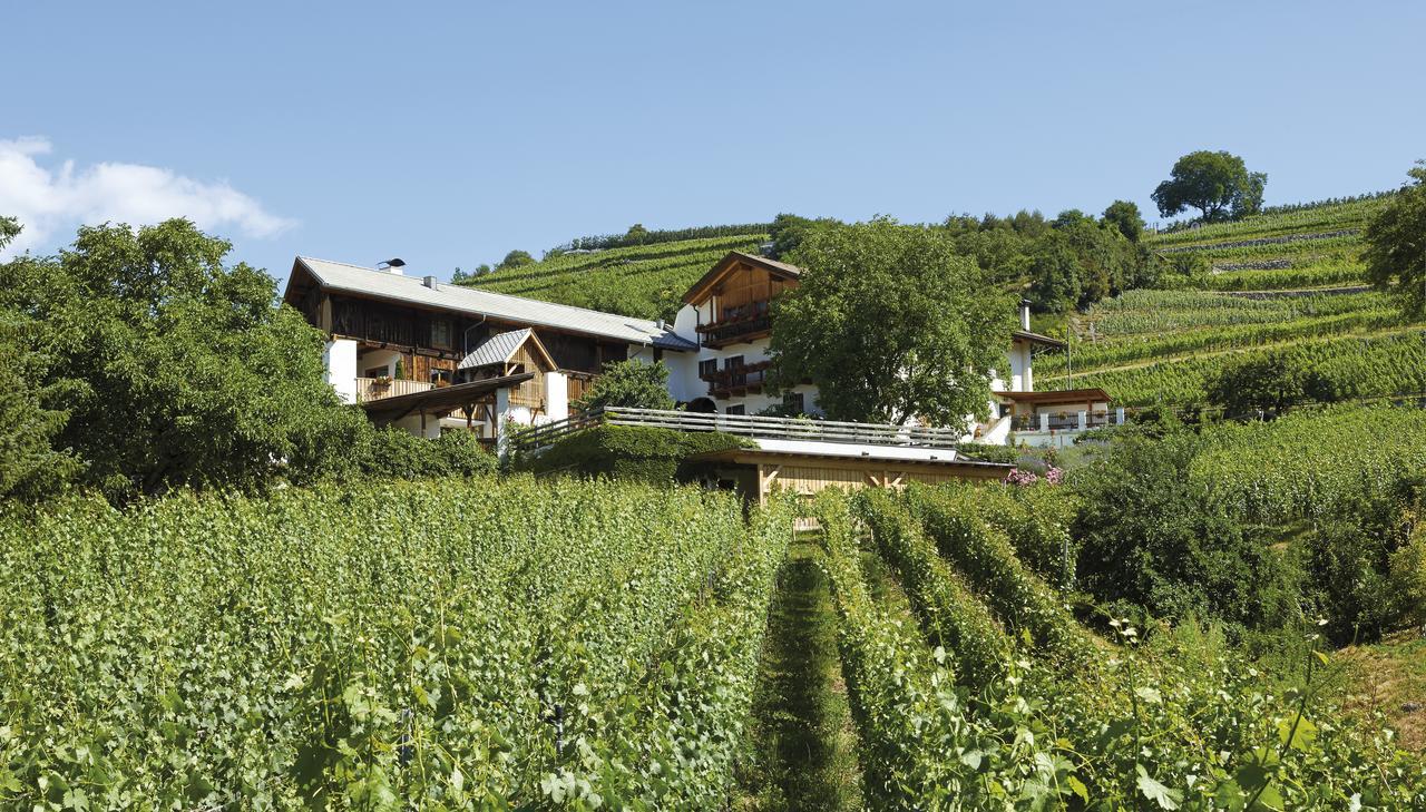 Strasserhof Tenuta-Weingut Vahrn Exterior foto